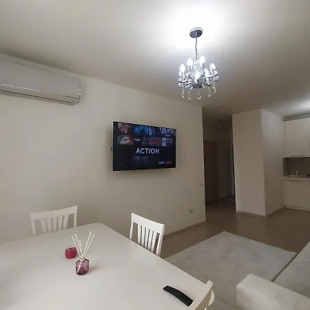 In Avalon On Chornovola St *