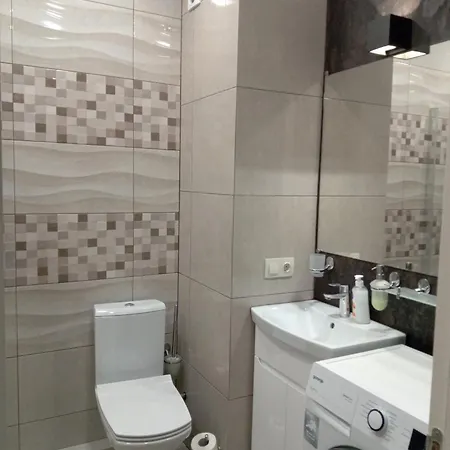 In Avalon On Chornovola St Hotel Lviv