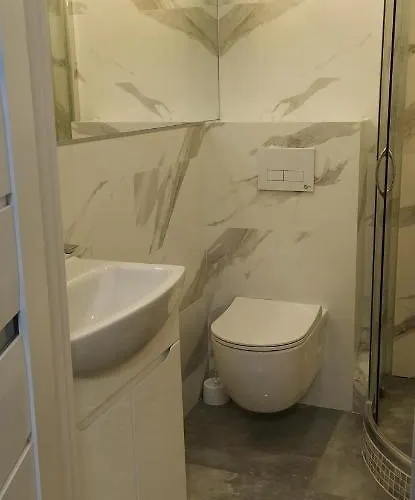 Hotel In Avalon On Chornovola St Lviv