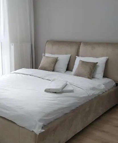 In Avalon On Chornovola St ホテル リヴィウ