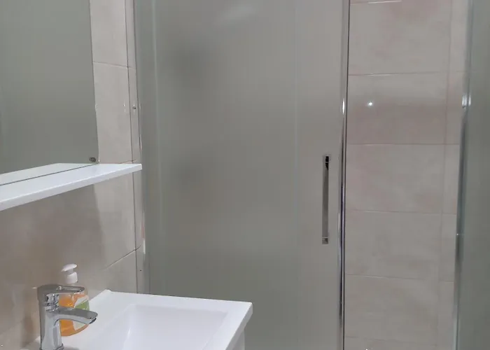 Hotel In Avalon On Chornovola St *