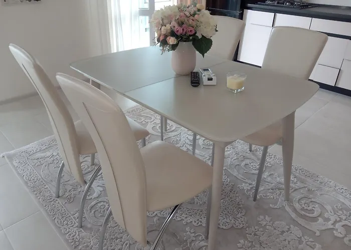 Hotel In Avalon On Chornovola St Lviv