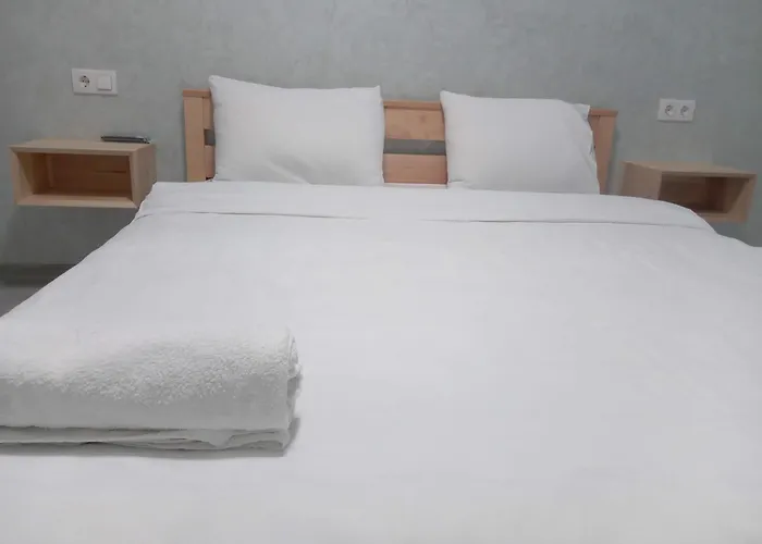 In Avalon On Chornovola St