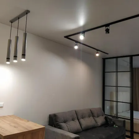 In Avalon On Chornovola St Λβιβ