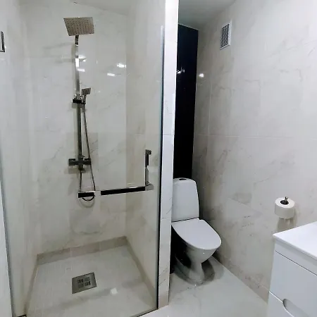 In Avalon On Chornovola St Ξενοδοχείο *