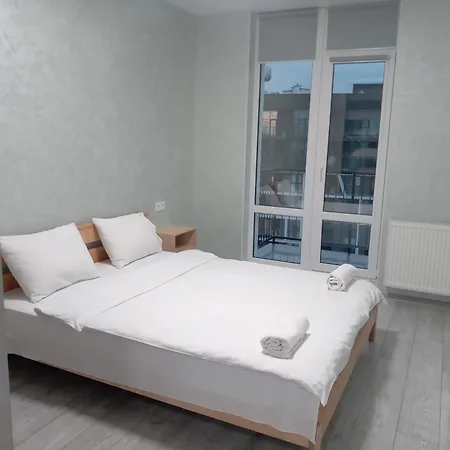 Ξενοδοχείο In Avalon On Chornovola St Λβιβ