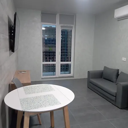 Ξενοδοχείο In Avalon On Chornovola St Λβιβ