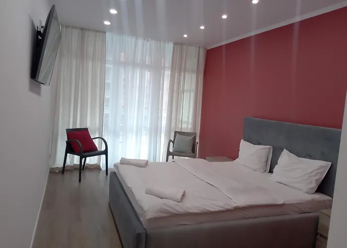 ホテル In Avalon On Chornovola St